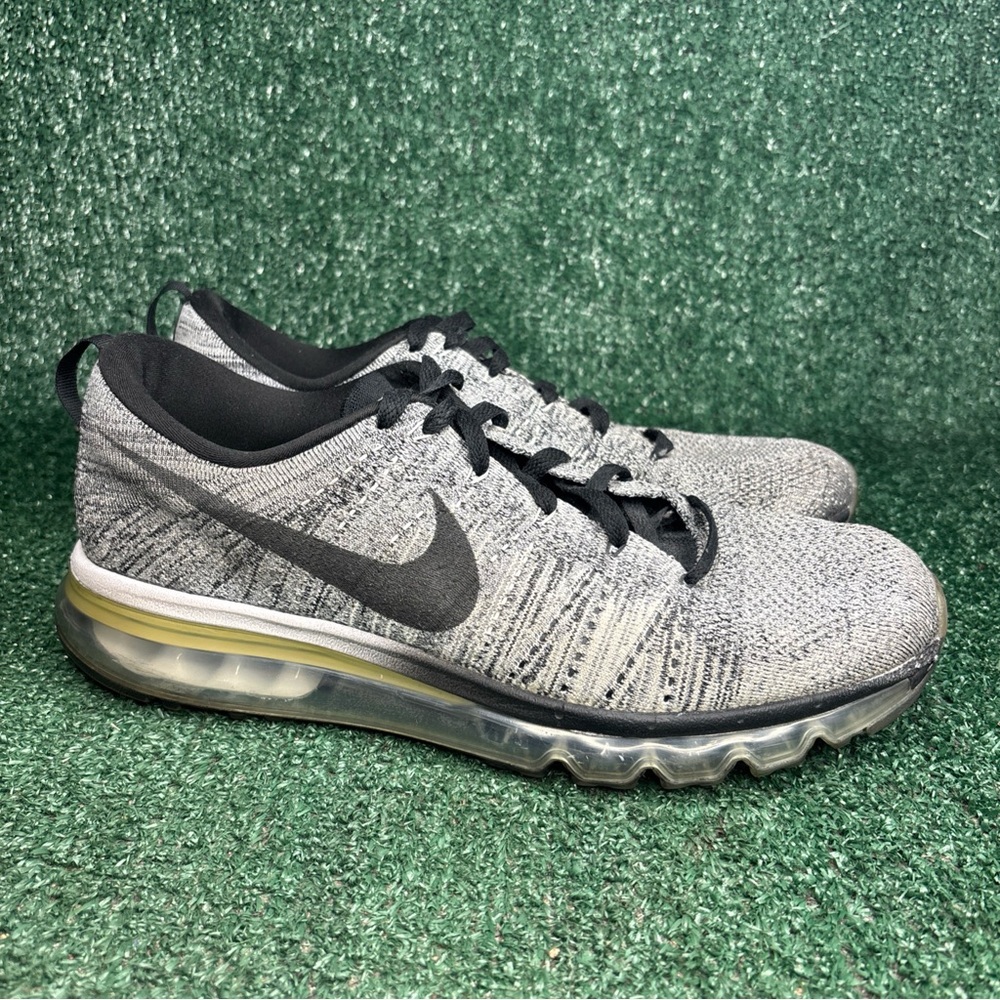 Nike Air Max Flyknit Men's Size 11 Running Shoes Black White Oreo